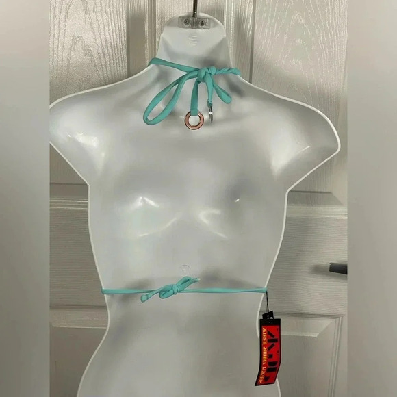 NWT String Tie Halter‎ Bikini Top - Picture 2 of 5